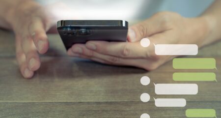 LINEの企業アカウントとは？導入メリットや作成手順を解説