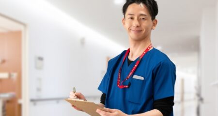 クリニックが看板を出す目的とは？メリットや種類を解説