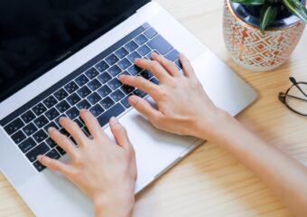 5年たったホームページは機会損失！？リニューアルで集客力と信頼を高める方法