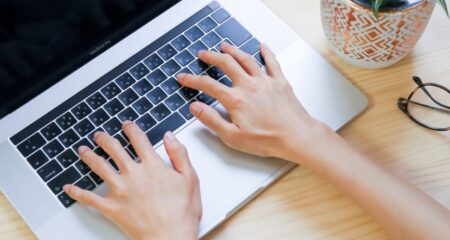 5年たったホームページは機会損失！？リニューアルで集客力と信頼を高める方法