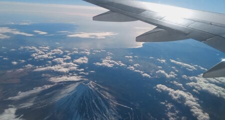 機内誌広告とは?特徴やメリット・おすすめの航空会社も解説